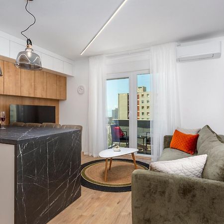 Brand New Apartment Close To The Beach, City Center And University Of Rijeka - Apartment Karlo Dış mekan fotoğraf
