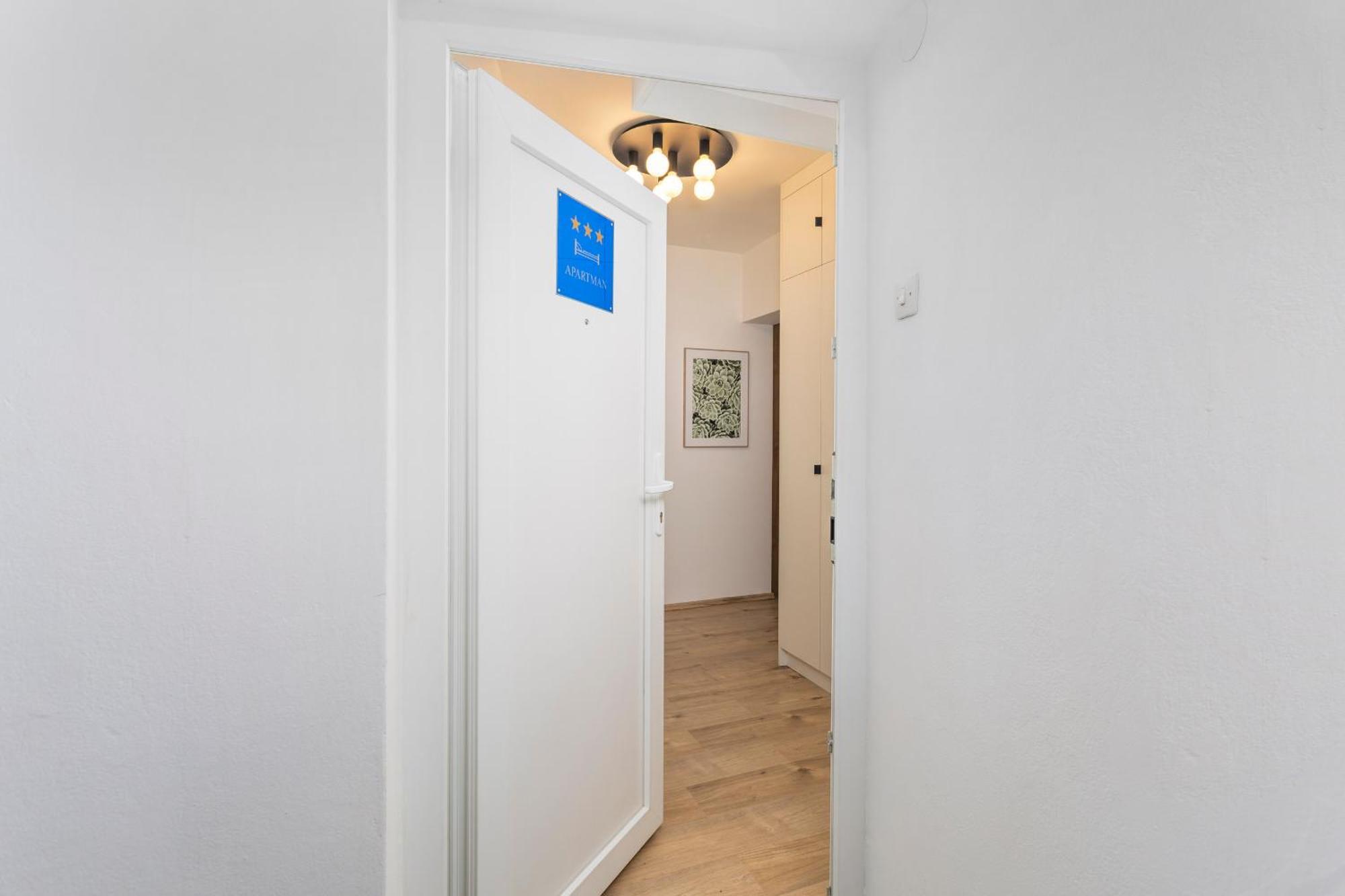 Brand New Apartment Close To The Beach, City Center And University Of Rijeka - Apartment Karlo Dış mekan fotoğraf